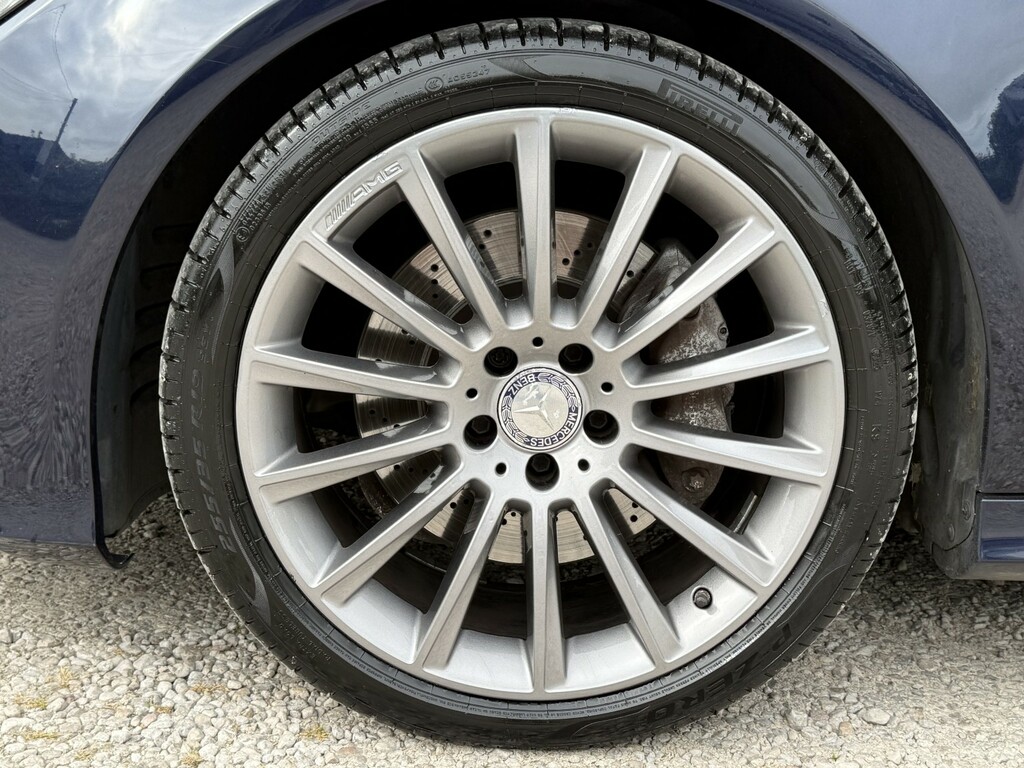 Mercedes-Benz CLS 350D Amg Line Premium Plus 9G-tronic Black #23
