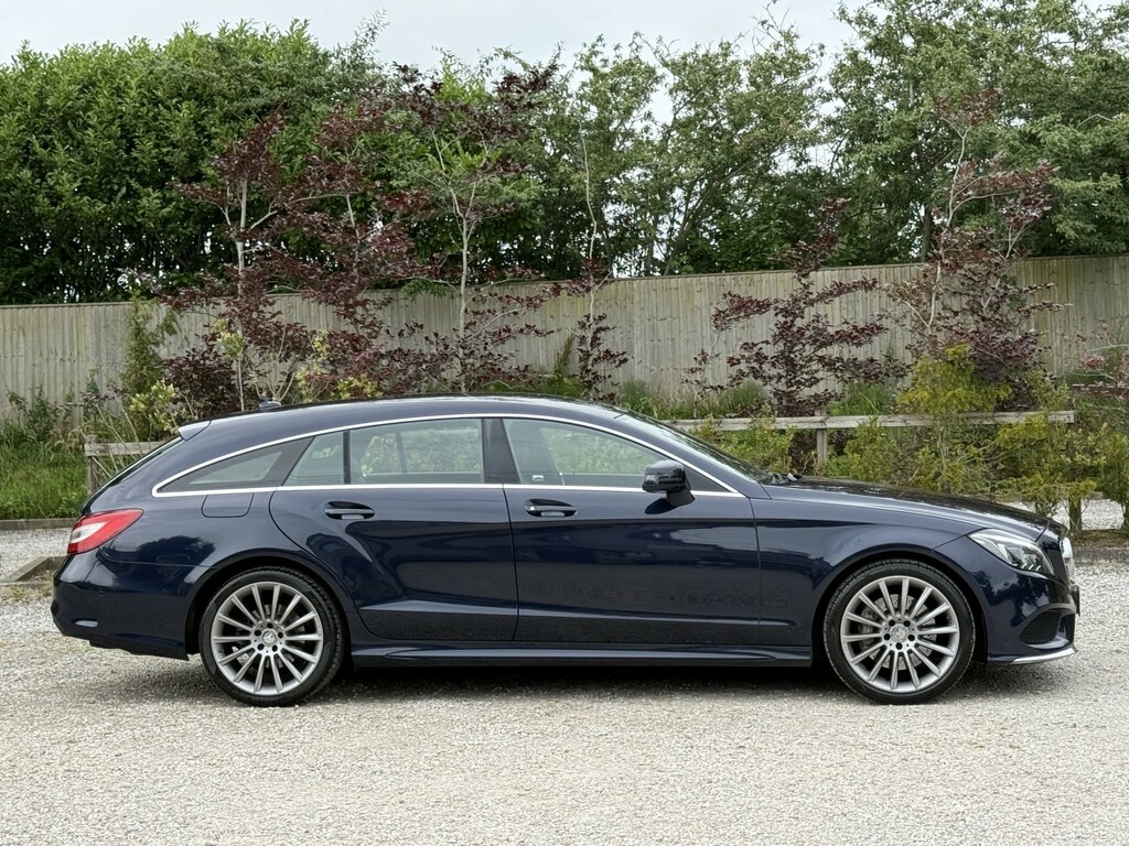 Mercedes-Benz CLS 3.0 Cls350d V6 Amg Line Blue #2