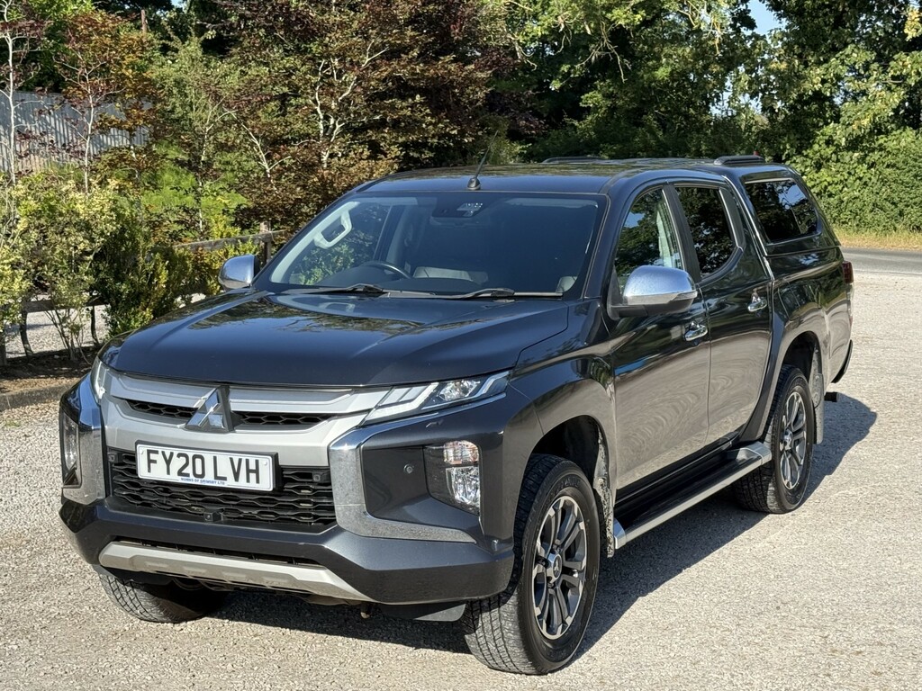 Mitsubishi L200 2.2 Di-d Dc Barbarian X Grey #4