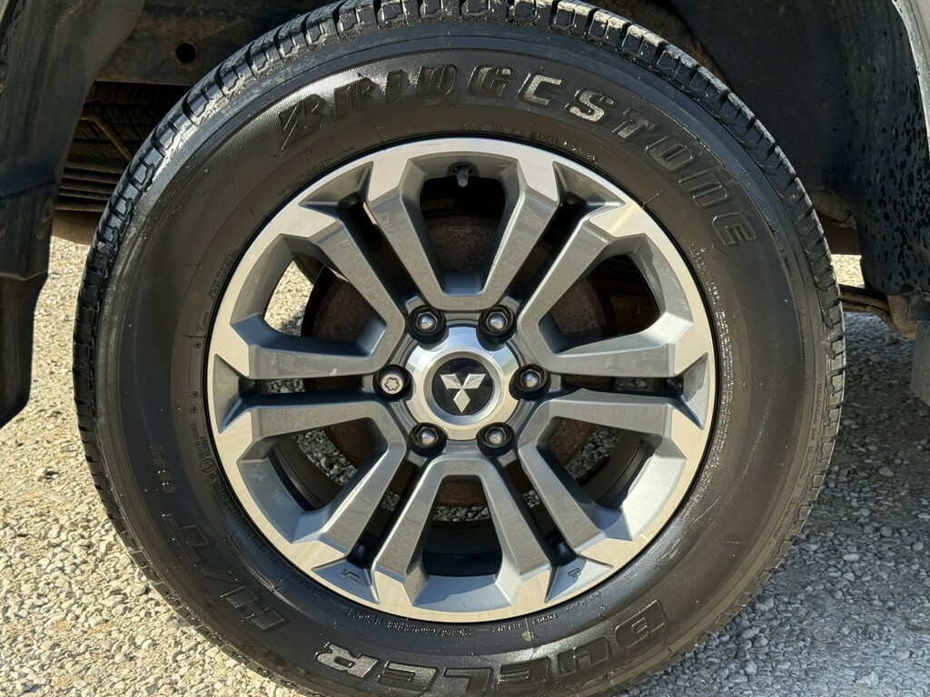 Mitsubishi L200 2.2 Di-d Dc Warrior Red #22