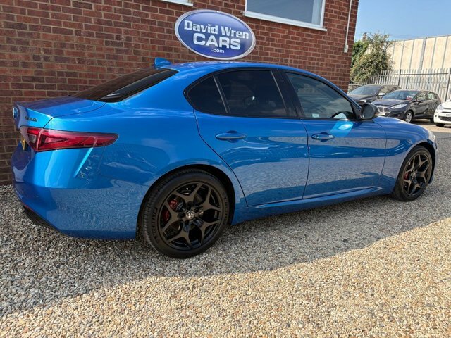 Alfa Romeo Giulia Saloon 2.9 V6 Bi-turbo Quadrifoglio Euro 6 S Black #38