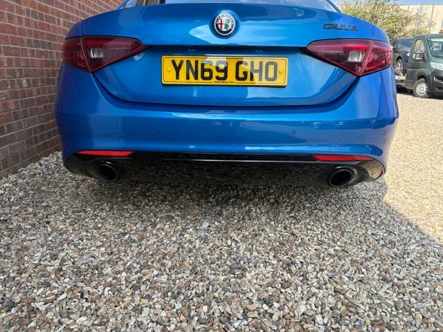 Alfa Romeo Giulia Saloon 2.9 V6 Bi-turbo Quadrifoglio Euro 6 S Black #16