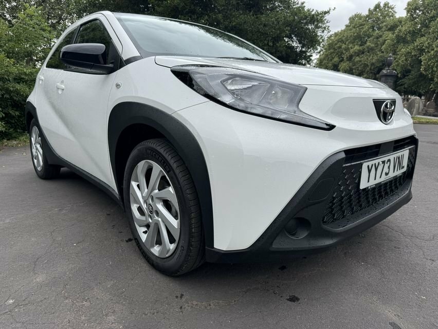 Toyota Aygo X 1L Pure White