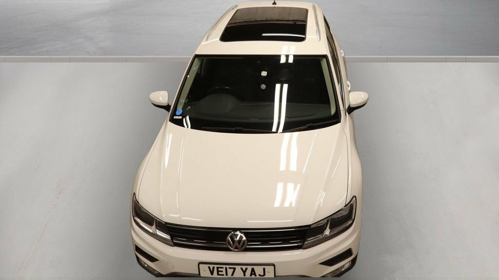 Volkswagen Tiguan 2L Se Navigation White #5
