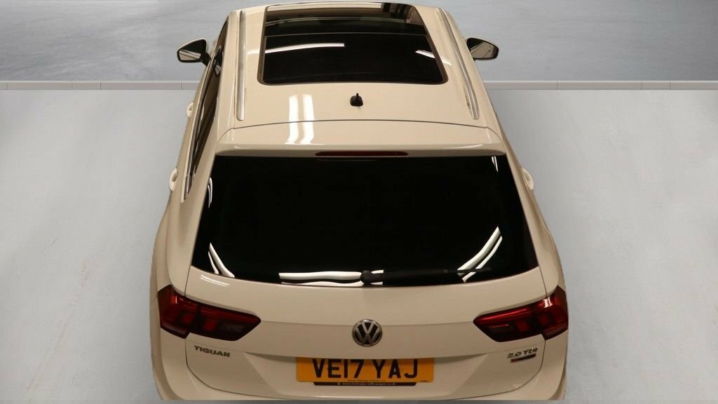 Volkswagen Tiguan 2L Se Navigation White #6