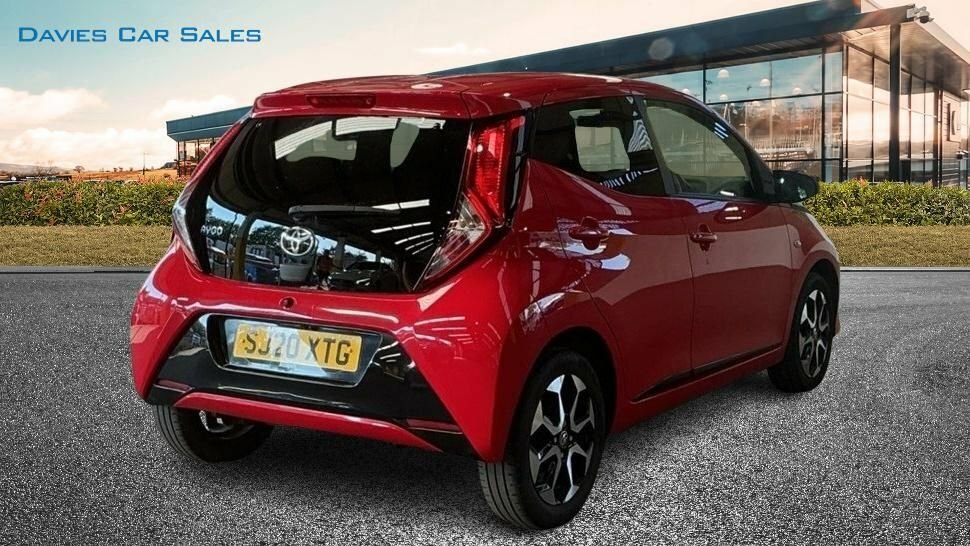 Toyota Aygo 1L X-trend Red #4