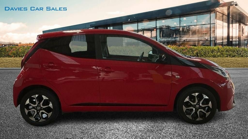 Toyota Aygo 1L X-trend Red #5