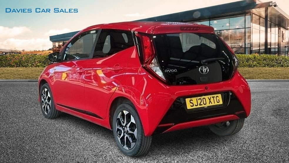 Toyota Aygo 1L X-trend Red #3