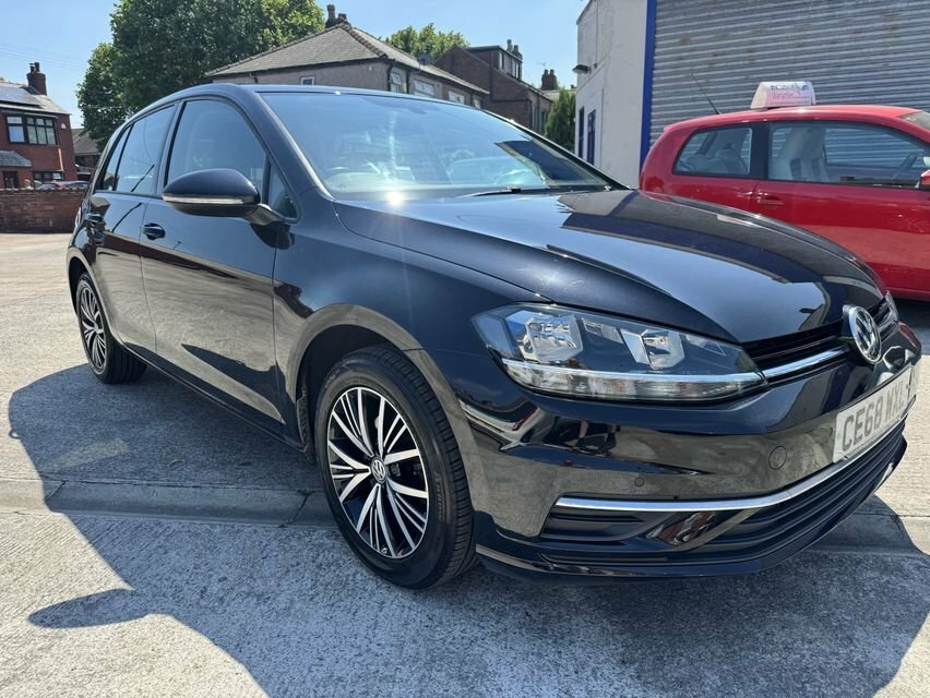 Volkswagen Golf 1L Se Black