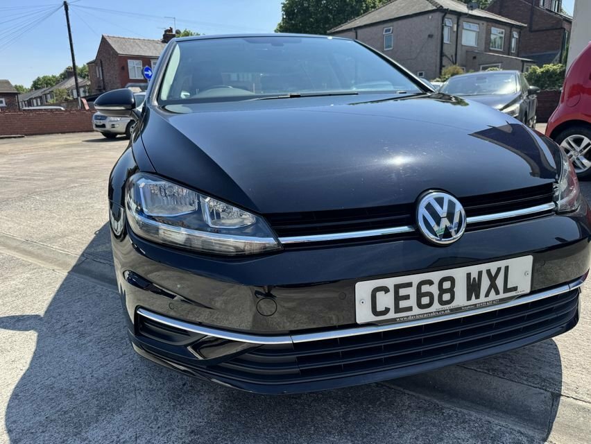 Volkswagen Golf 1L Se CE68WXL Black #2