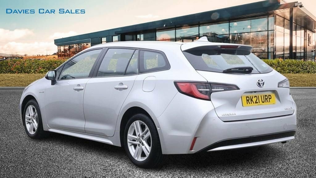 Toyota Corolla 1.8L Icon Tech Silver #3