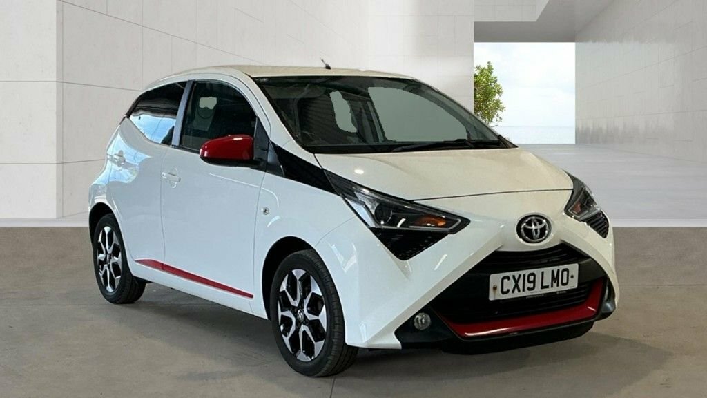 Toyota Aygo 1L X-trend White
