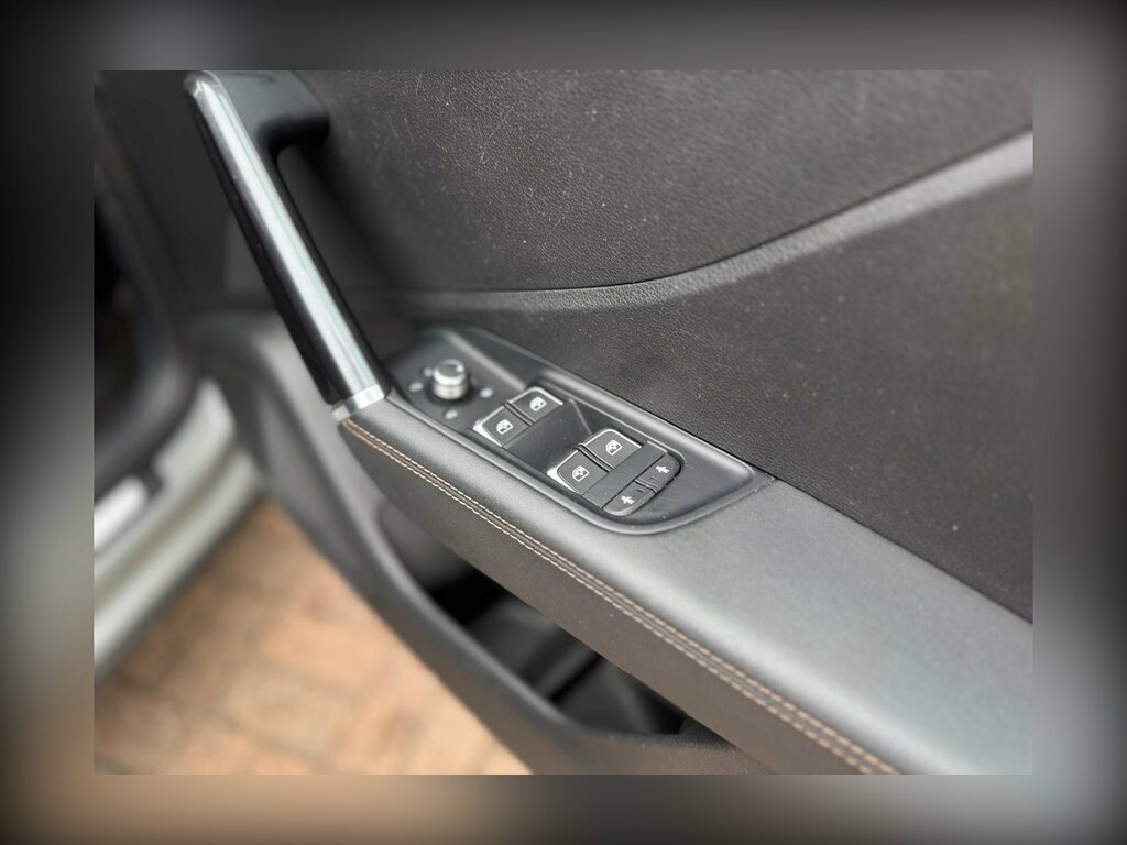 Audi Q2 1.6 Tdi Sport Black #25