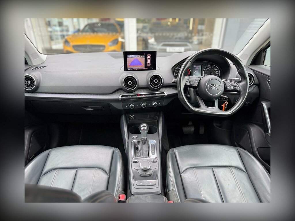 Audi Q2 1.6 Tdi Sport Black #16