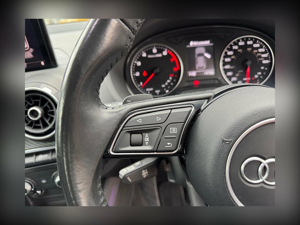 Audi Q2 1.6 Tdi Sport Black #26