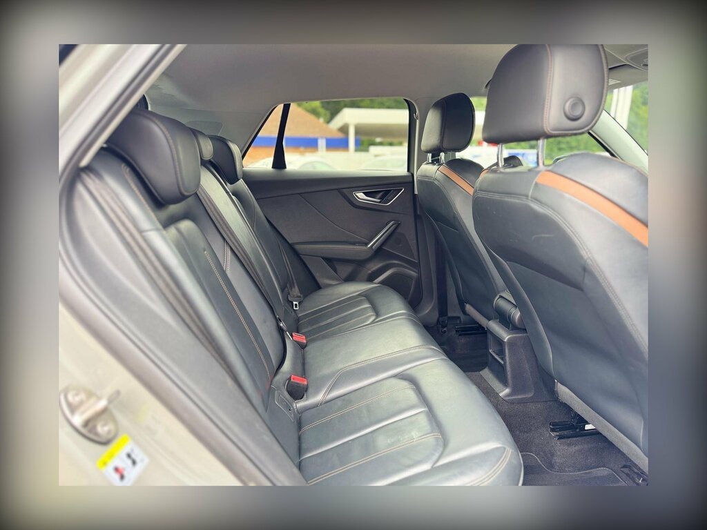 Audi Q2 1.6 Tdi Sport Black #21