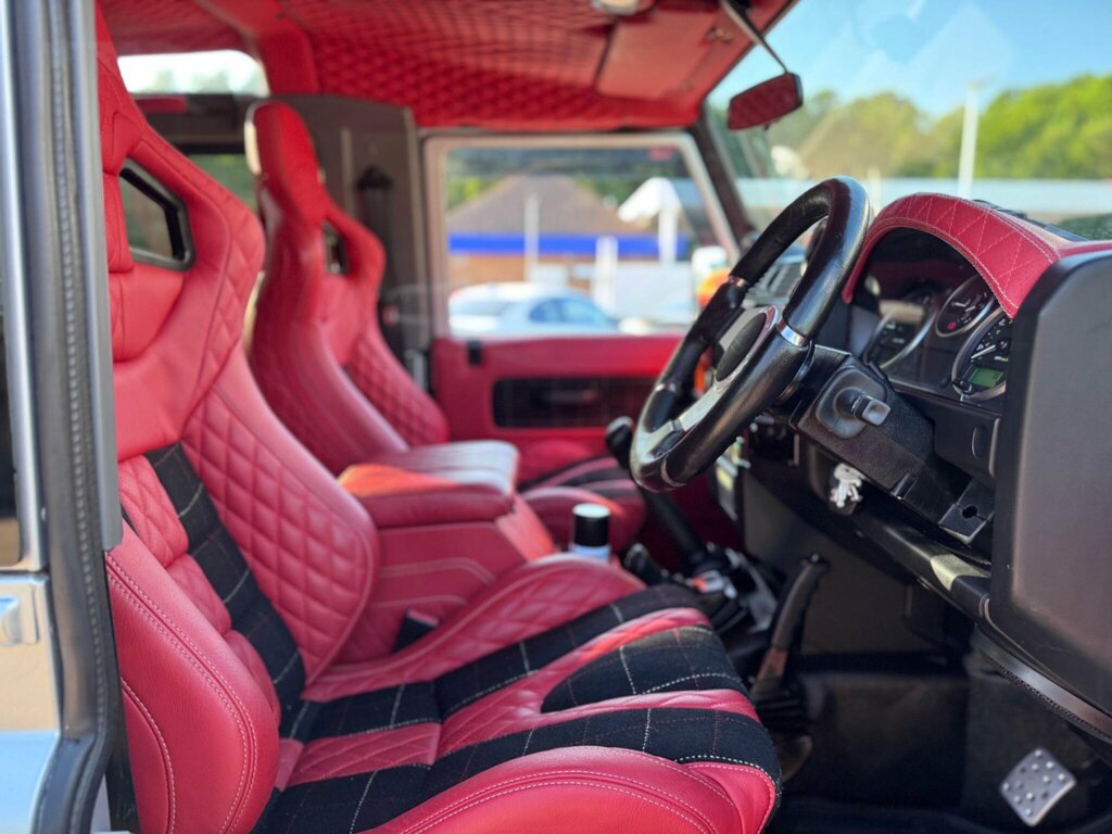 Land Rover Defender 90 2.5 Td5 Black Hard Top #2