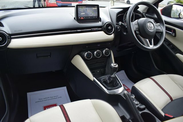 Mazda 2 1.5 Skyactiv-g Sport Nav Red #3