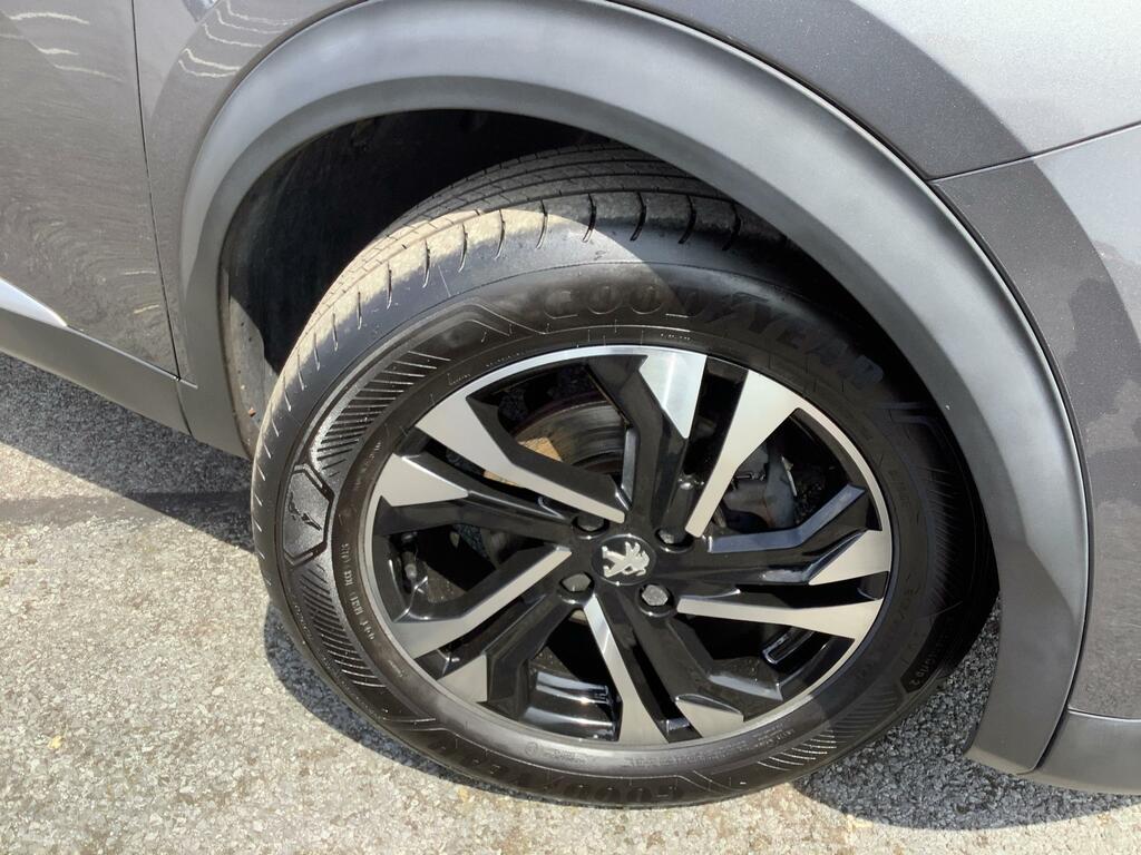 Peugeot 2008 Gt 1.2 Puretech 130Ps EA73PKZ Grey #2