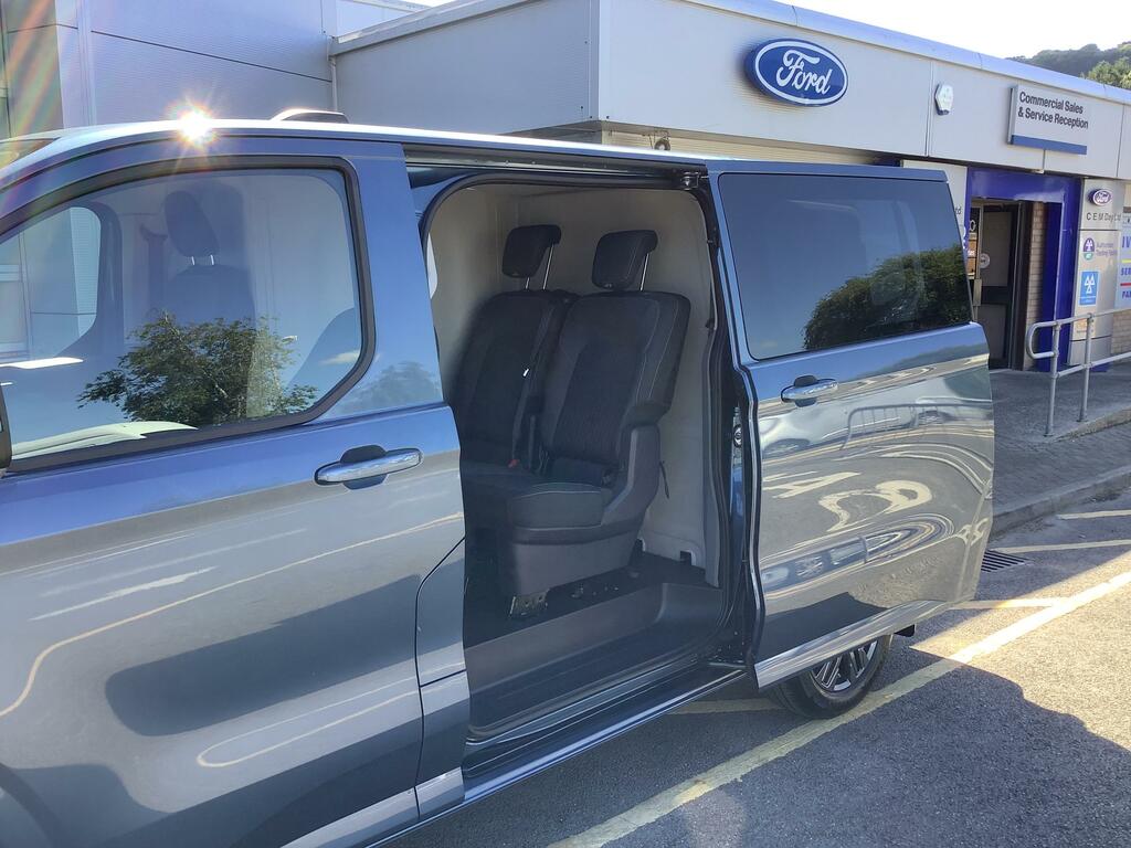 Ford Transit Custom 320 L1 Limited 2.0L Multicab 170Ps Blue #4