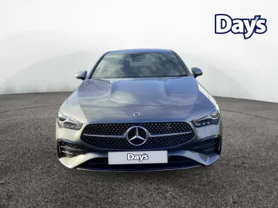 Mercedes-Benz CLA Class 180 Cpe 1.3 136 Amg Line Premium Au Black #4