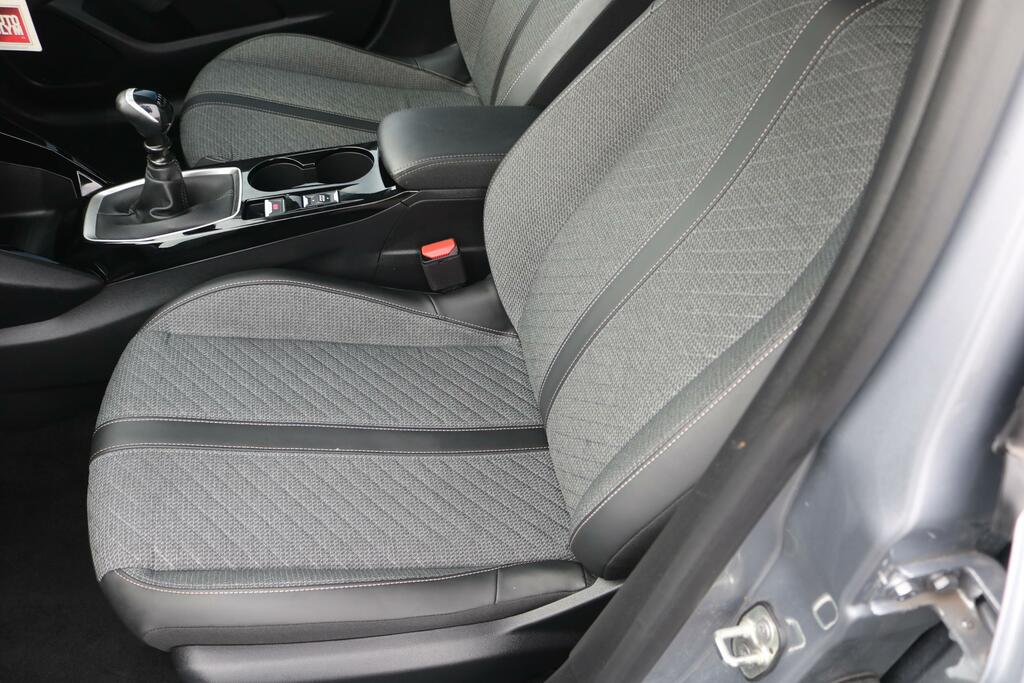 Peugeot 208 Peugeot 208 Special Edi 1.2 Grey #20