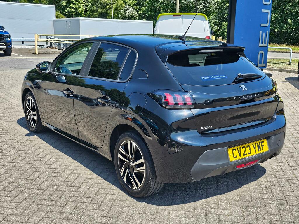 Peugeot 208 1.2 Puretech Active Premium Hatchback Black #5