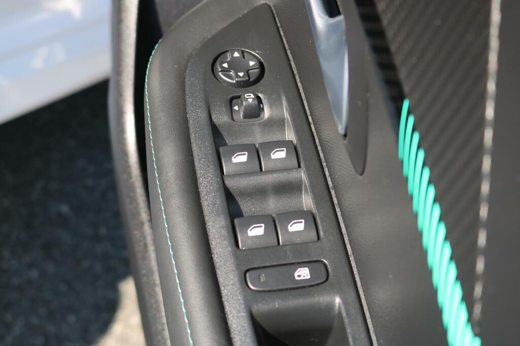 Peugeot 208 1.2 Puretech Allure Premium Eat Euro 6 Ss #12