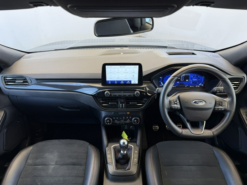 Ford Kuga Hatchback Silver #13