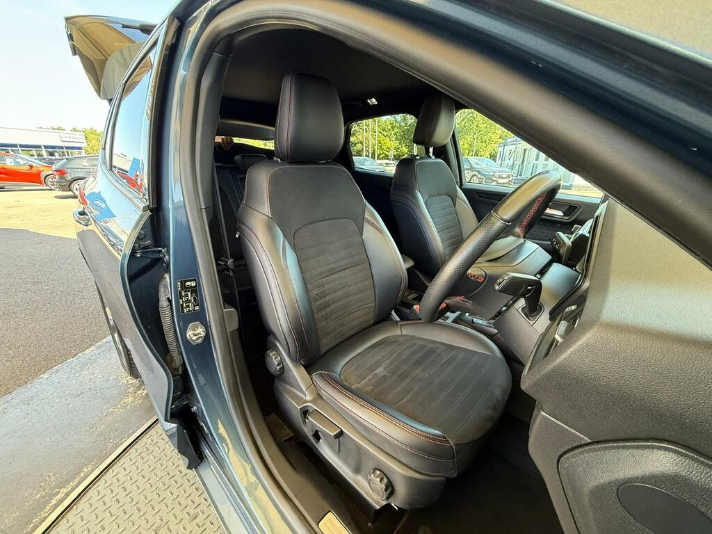 Ford Kuga Hatchback Silver #19