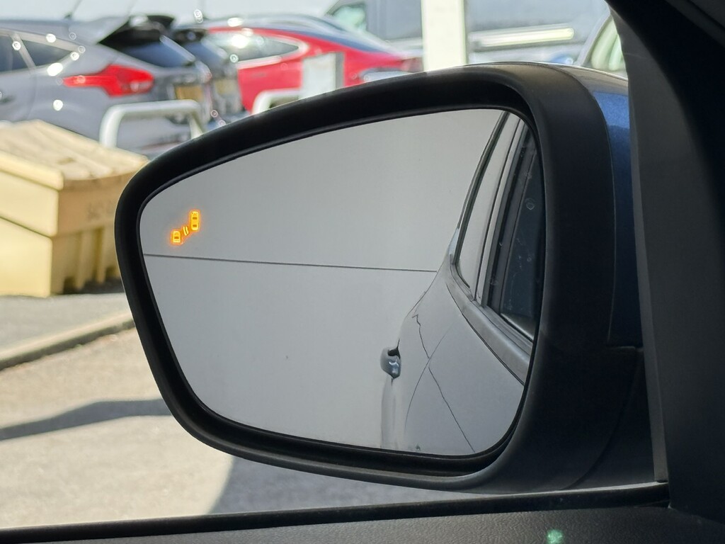 Ford Kuga Hatchback Silver #33