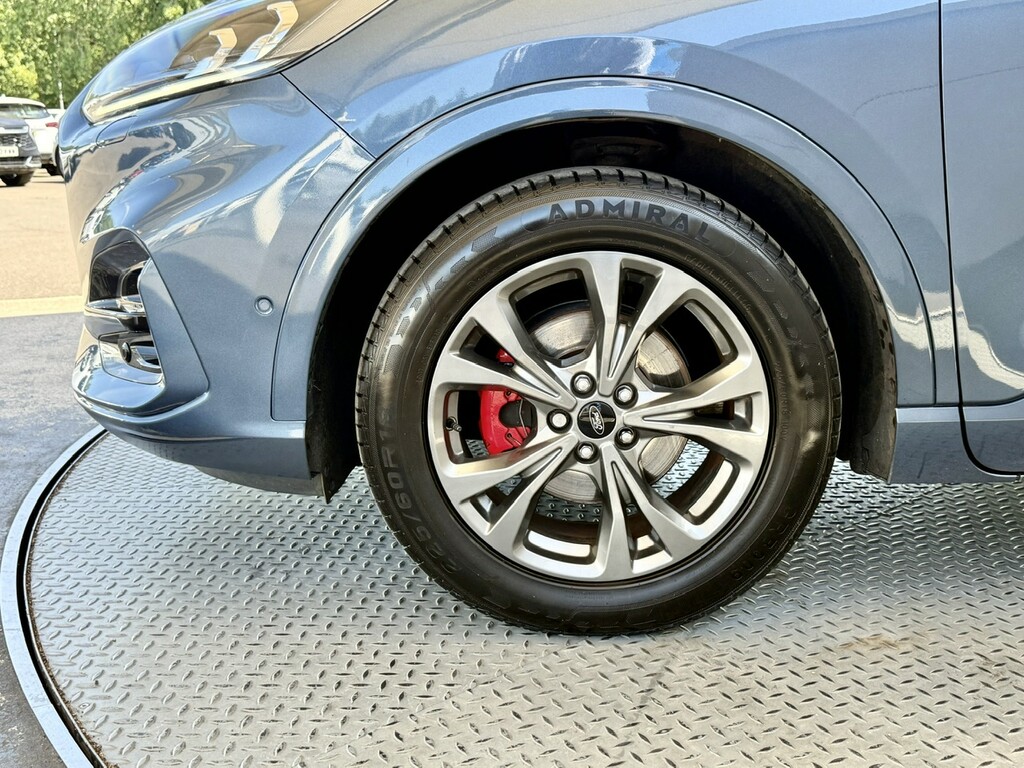 Ford Kuga Hatchback Silver #39