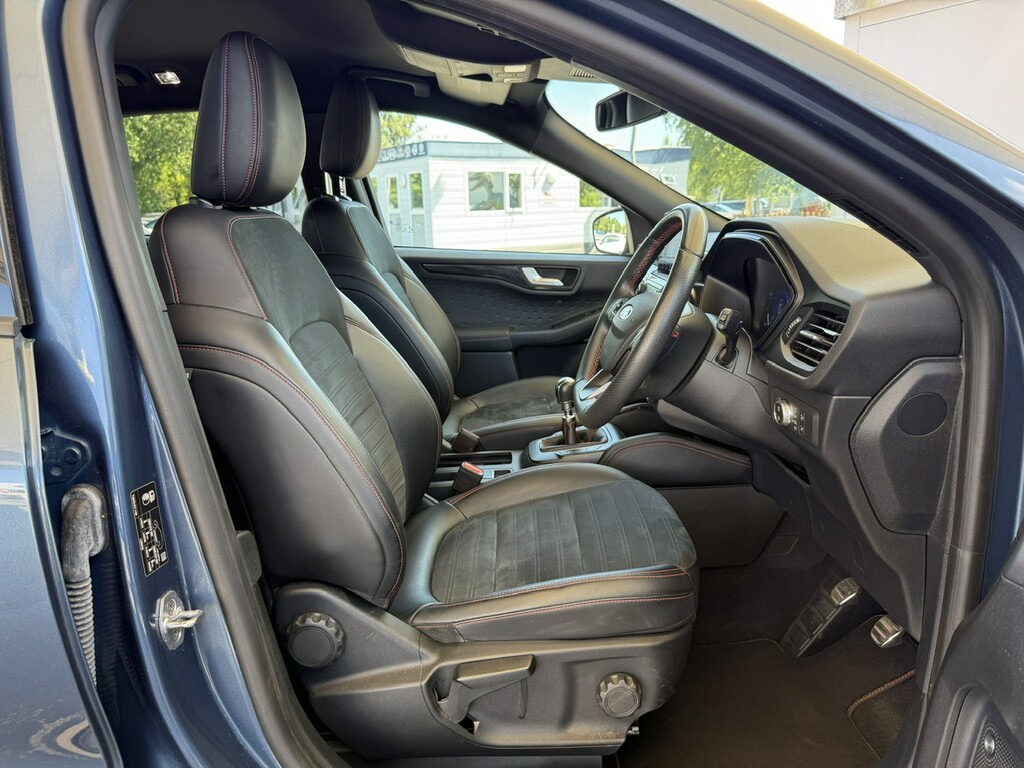 Ford Kuga Hatchback Silver #18