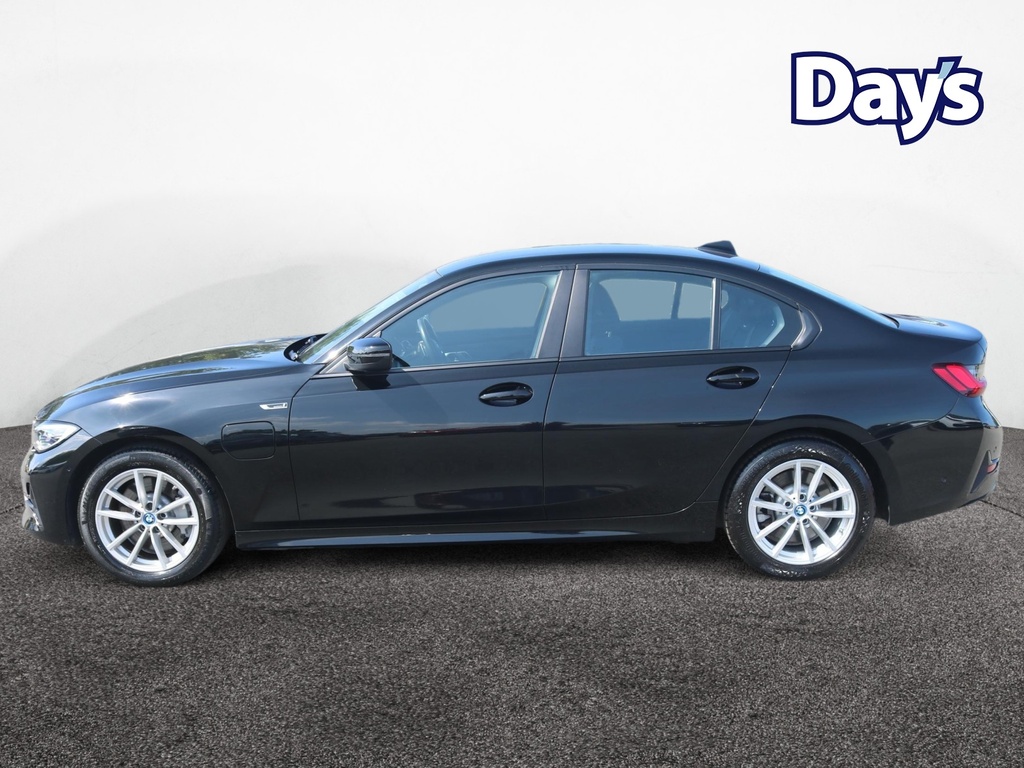 BMW 3 Series 2.0 330E 12Kwh Se Pro Saloon Plug-in Hy Black #4