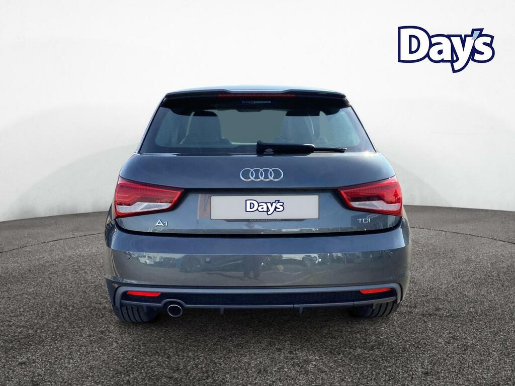 Audi A1 S Line 1.6 Tdi 116Ps EJ21ZTM Grey #6