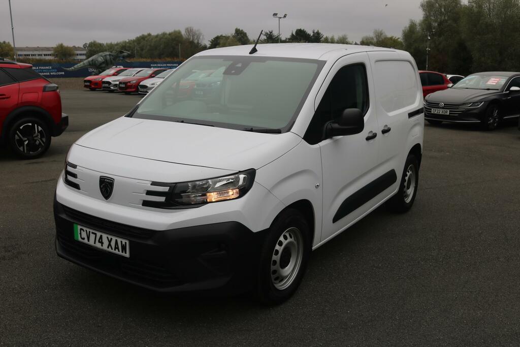 Peugeot E-Partner 800 52Kwh Professional Standard Panel Van Elec White #3