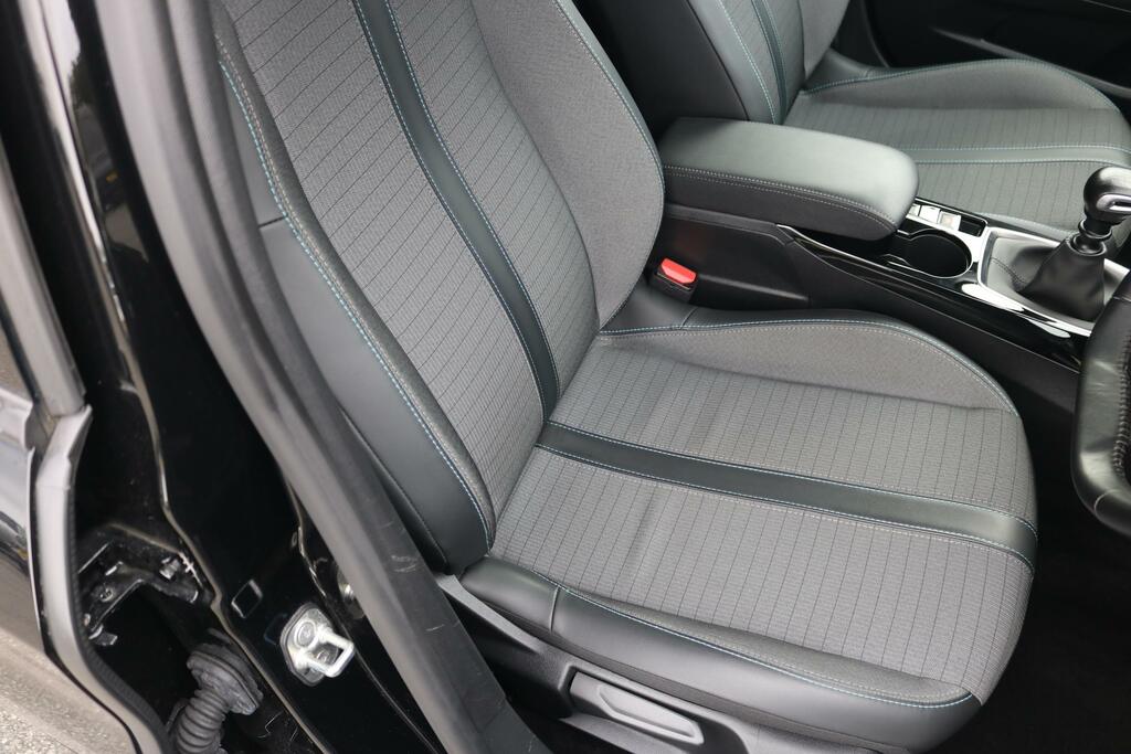 Peugeot 208 208 Active Premium Puretech Ss Black #10