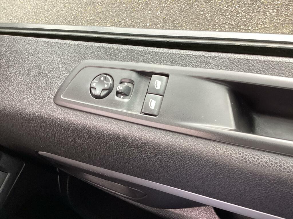 Citroen SpaceTourer Bluehdi Feel M Ss Silver #28