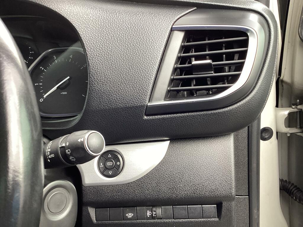 Citroen SpaceTourer Bluehdi Feel M Ss Silver #22