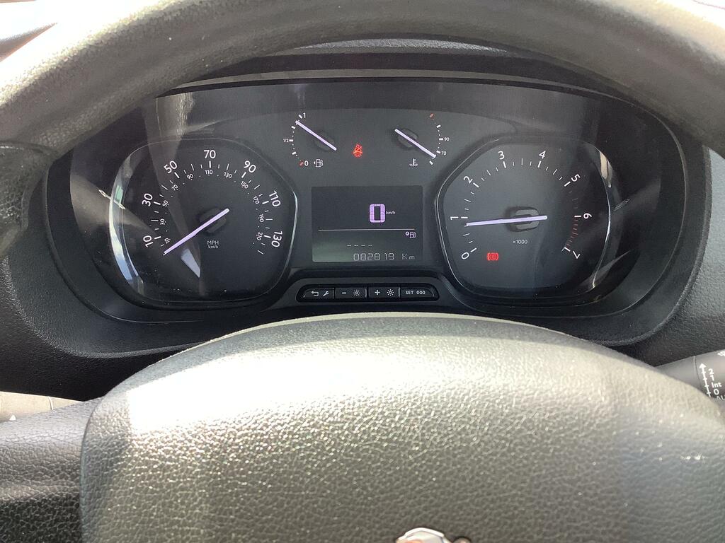 Peugeot Expert 2L Professional 6Dr White #15