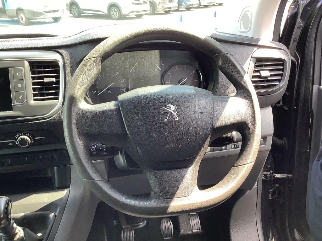 Peugeot Expert 2L Professional 6Dr White #14