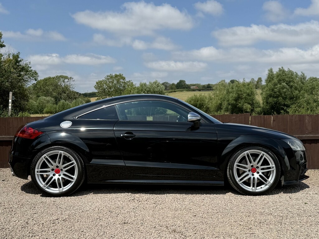 Audi TTS Tfsi Black Edition Coupe White #12