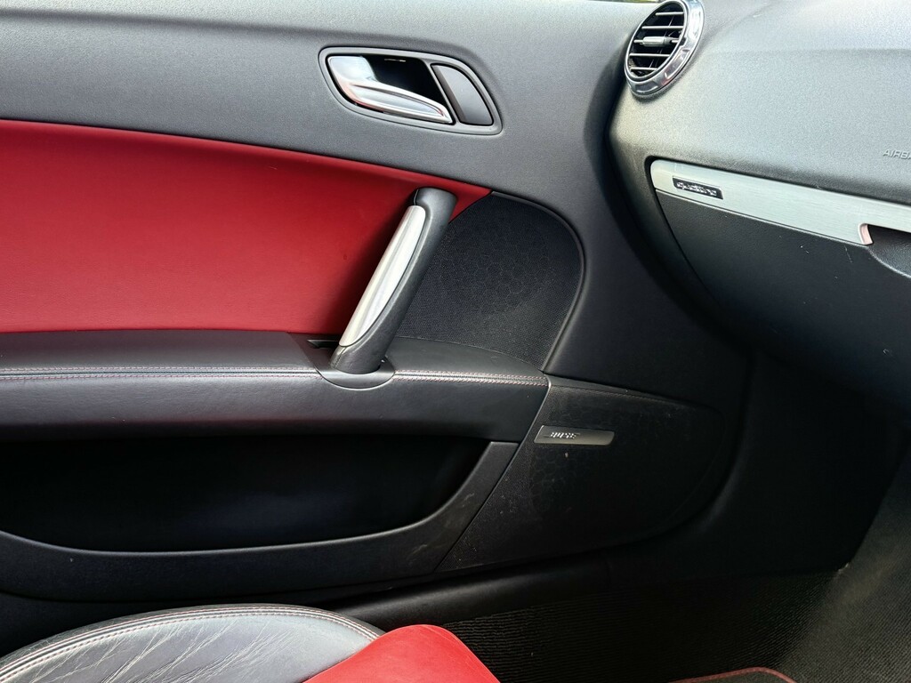 Audi TTS Tfsi Black Edition Coupe White #26