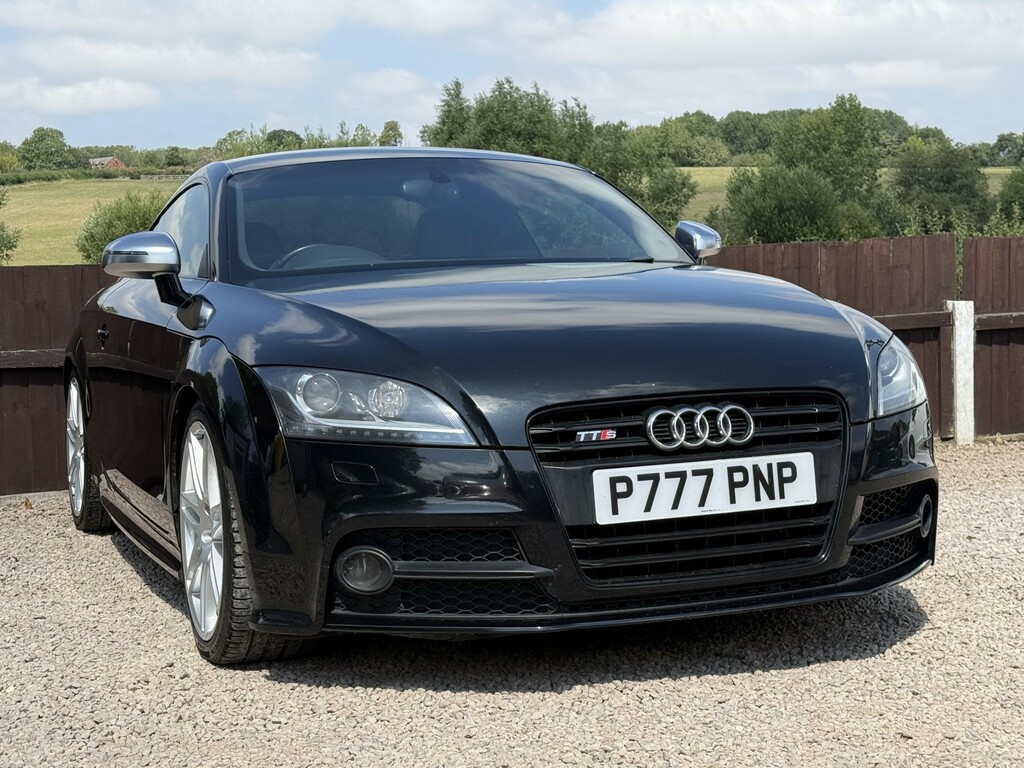 Audi TTS 2.0 Tfsi Black Edition Black #4
