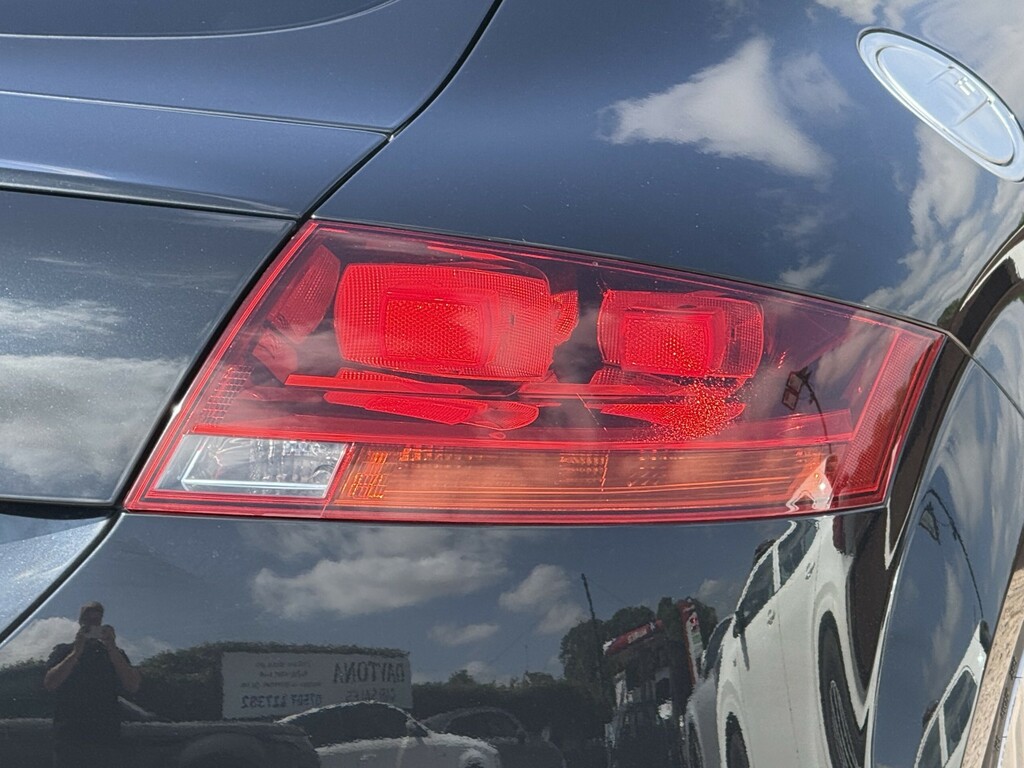 Audi TTS Tfsi Black Edition Coupe White #24