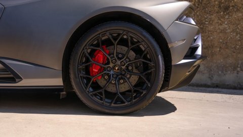 Lamborghini Huracan Evo Black #9