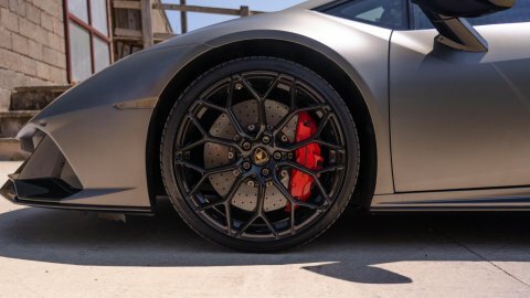 Lamborghini Huracan Evo Black #8