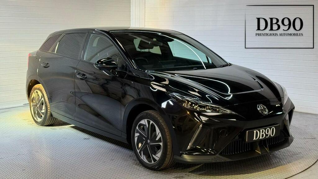MG MG4 Hatchback 64Kwh Trophy Long Range 20232 Black