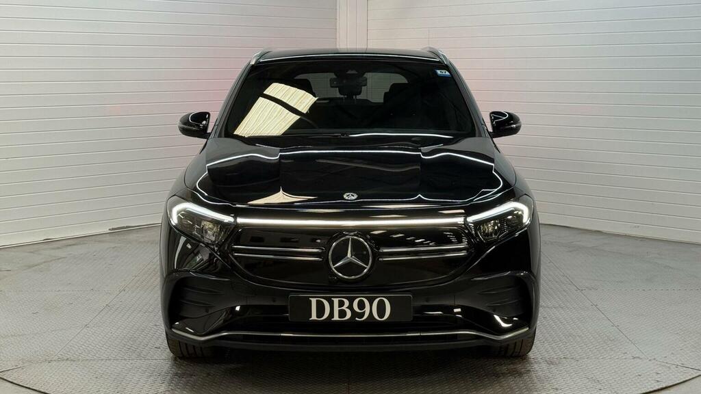 Mercedes-Benz EQA Suv Eqa 300 66.5Kwh Amg Line 4Matic 2023 Black #5