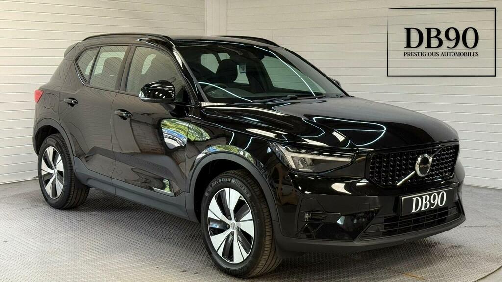 Volvo XC40 1.5H T4 Recharge 10.7Kwh Plus Euro 6 Ss Black